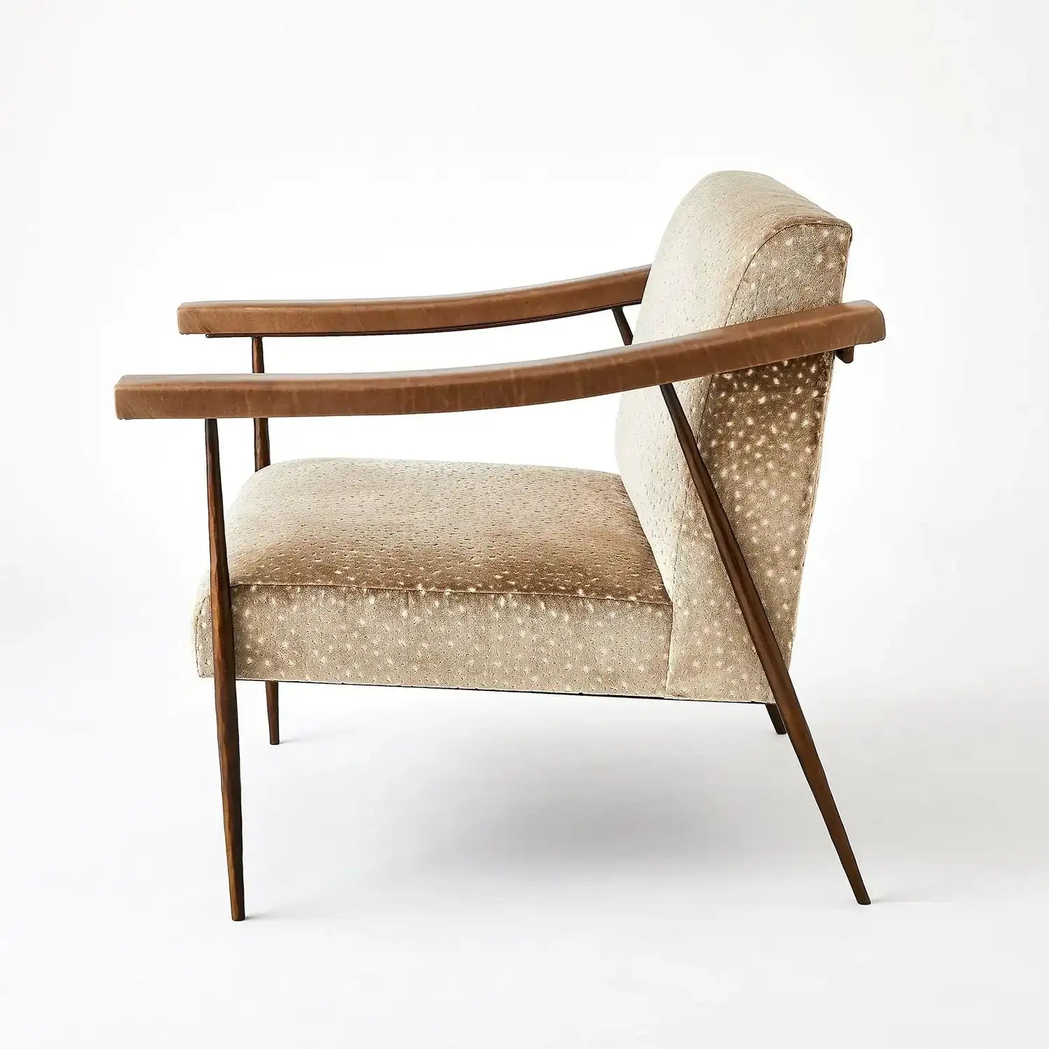 GLOBAL VIEWS L. BROOKS FABRIC/LEATHER CHAIR - Lounge