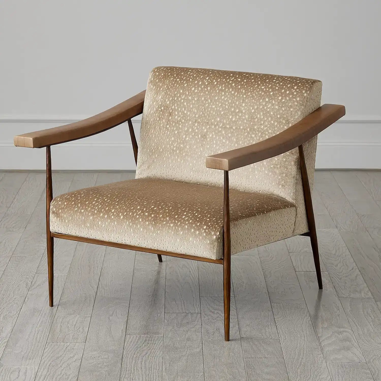 GLOBAL VIEWS L. BROOKS FABRIC/LEATHER CHAIR - Lounge