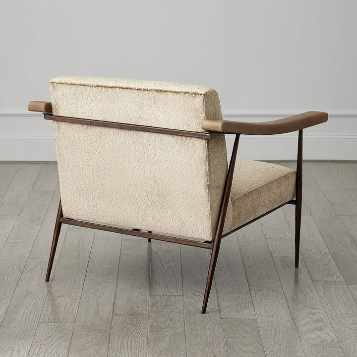 GLOBAL VIEWS L. BROOKS FABRIC/LEATHER CHAIR - Lounge