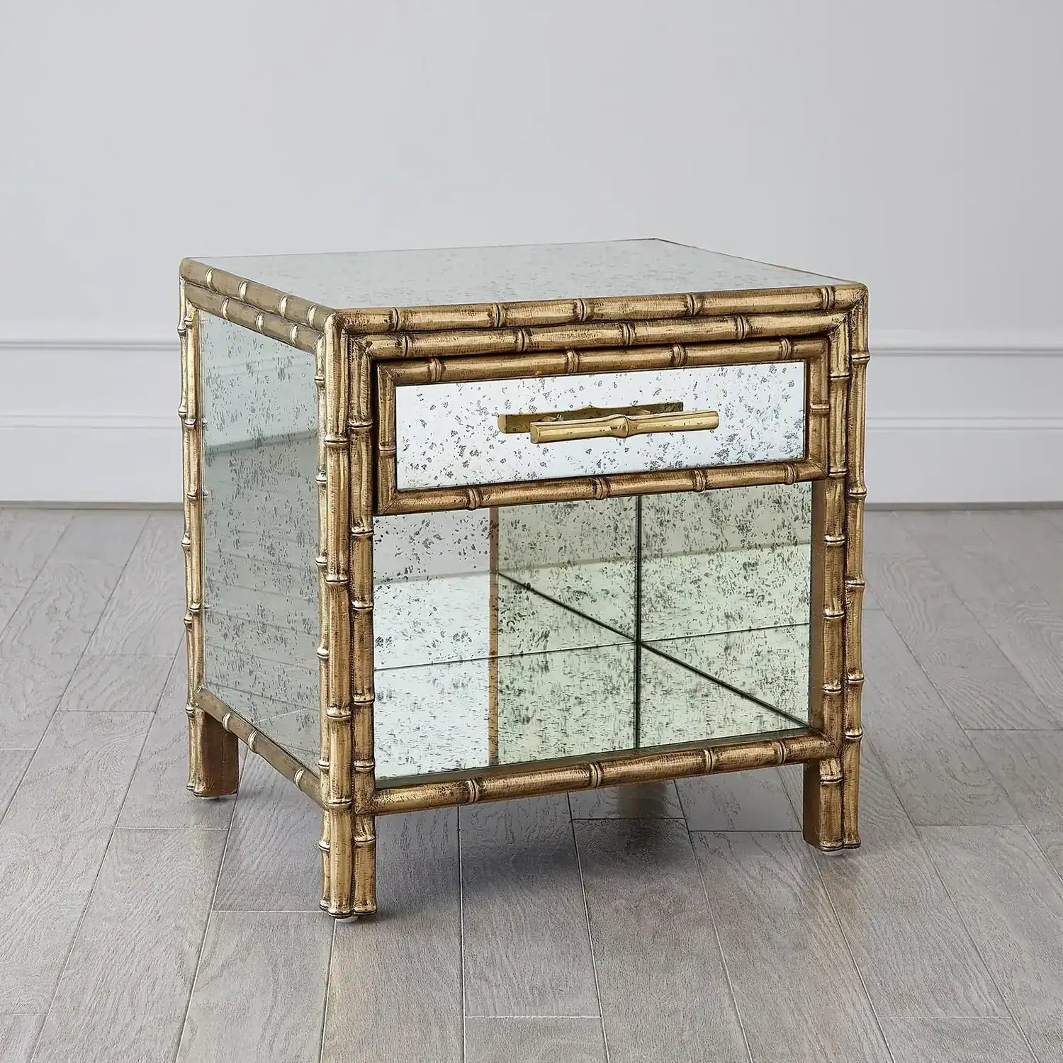 GLOBAL VIEWS BAMBOO BEDSIDE CHEST - Beds