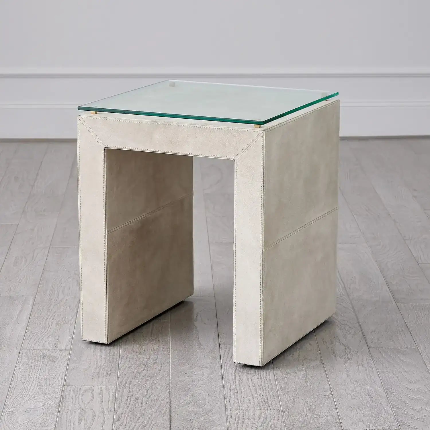 GLOBAL VIEWS POSH SIDE TABLE - Side