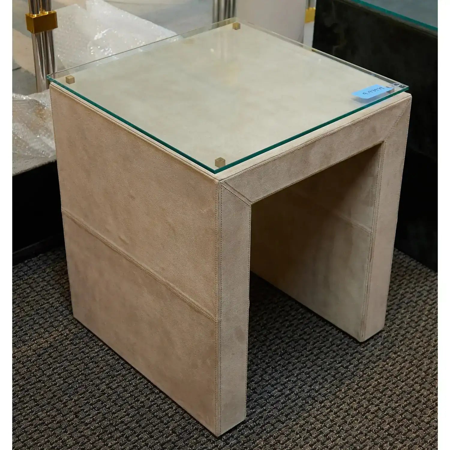 GLOBAL VIEWS POSH SIDE TABLE - Side