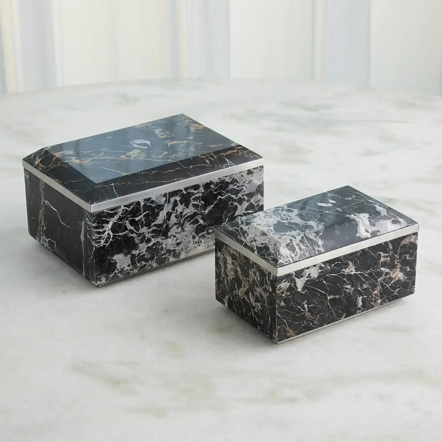 GLOBAL VIEWS GOLDEN PORTORO BOX - Decorative Accents