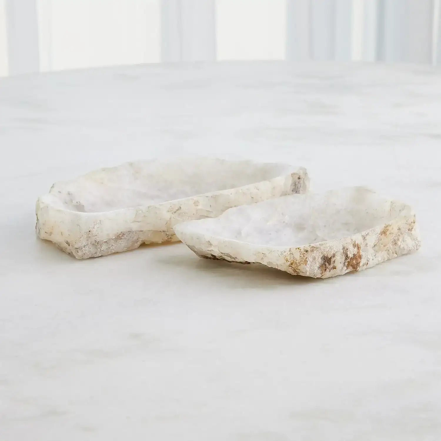 GLOBAL VIEWS QUARTZ TRAY - Decorative Accents