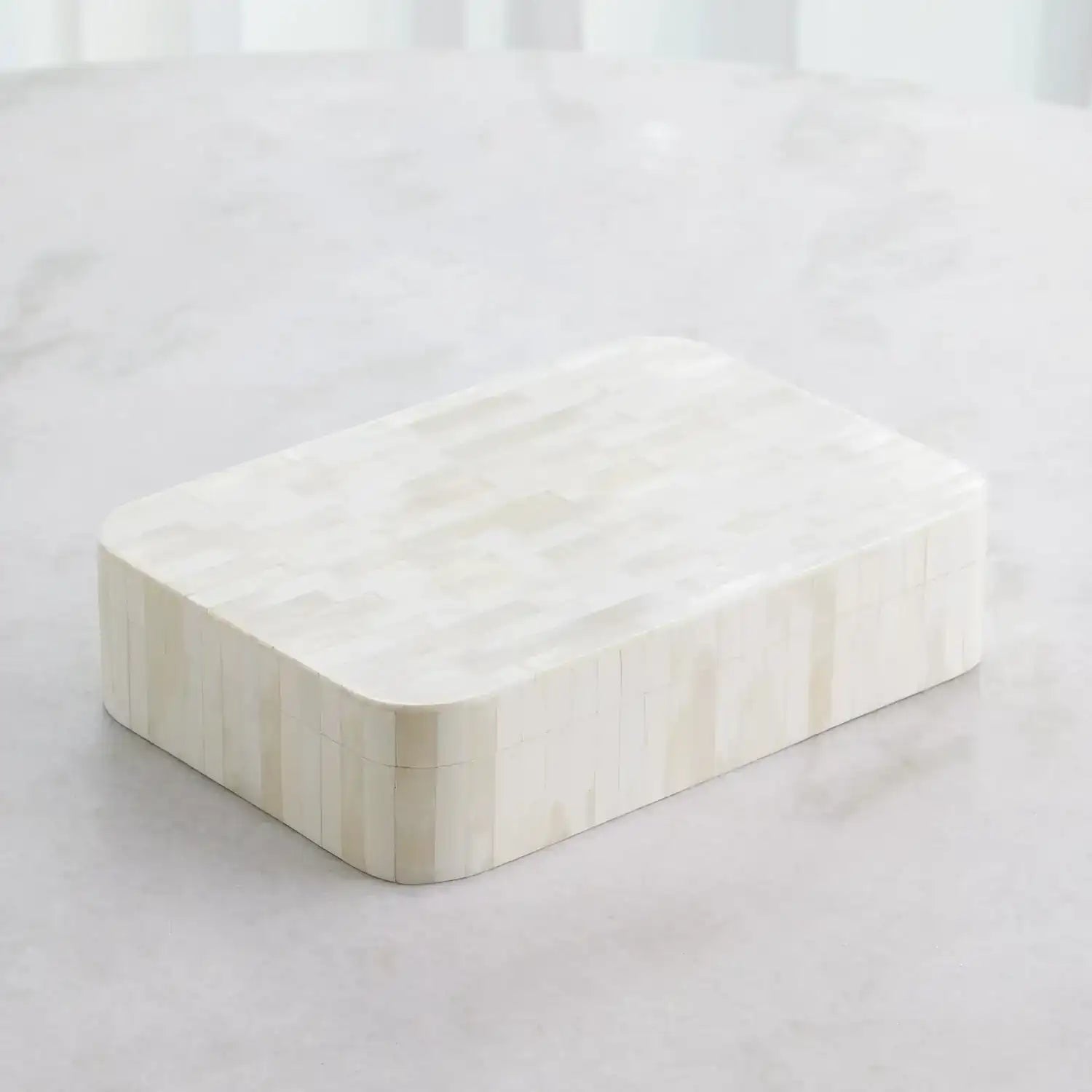 GLOBAL VIEWS SUPER ELLIPSE BOX - Decorative Accents