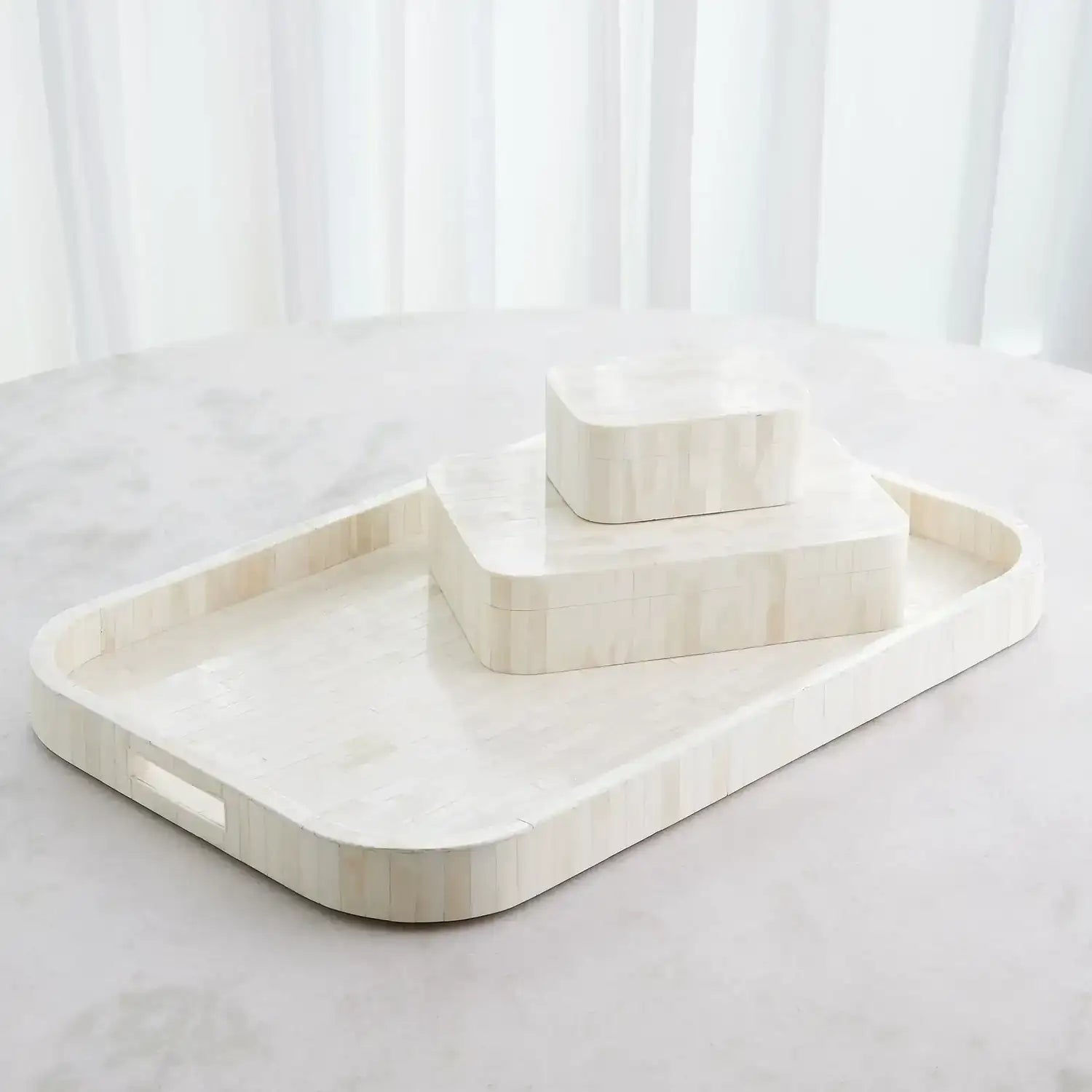 GLOBAL VIEWS SUPER ELLIPSE BOX - Decorative Accents