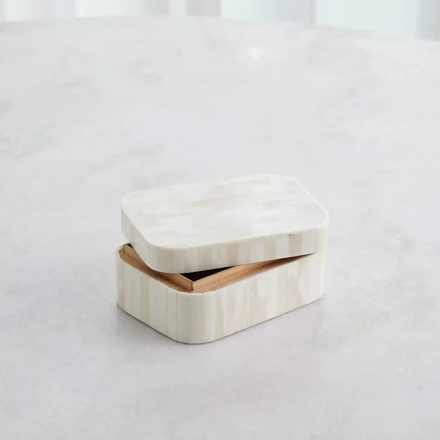 GLOBAL VIEWS SUPER ELLIPSE BOX - Decorative Accents