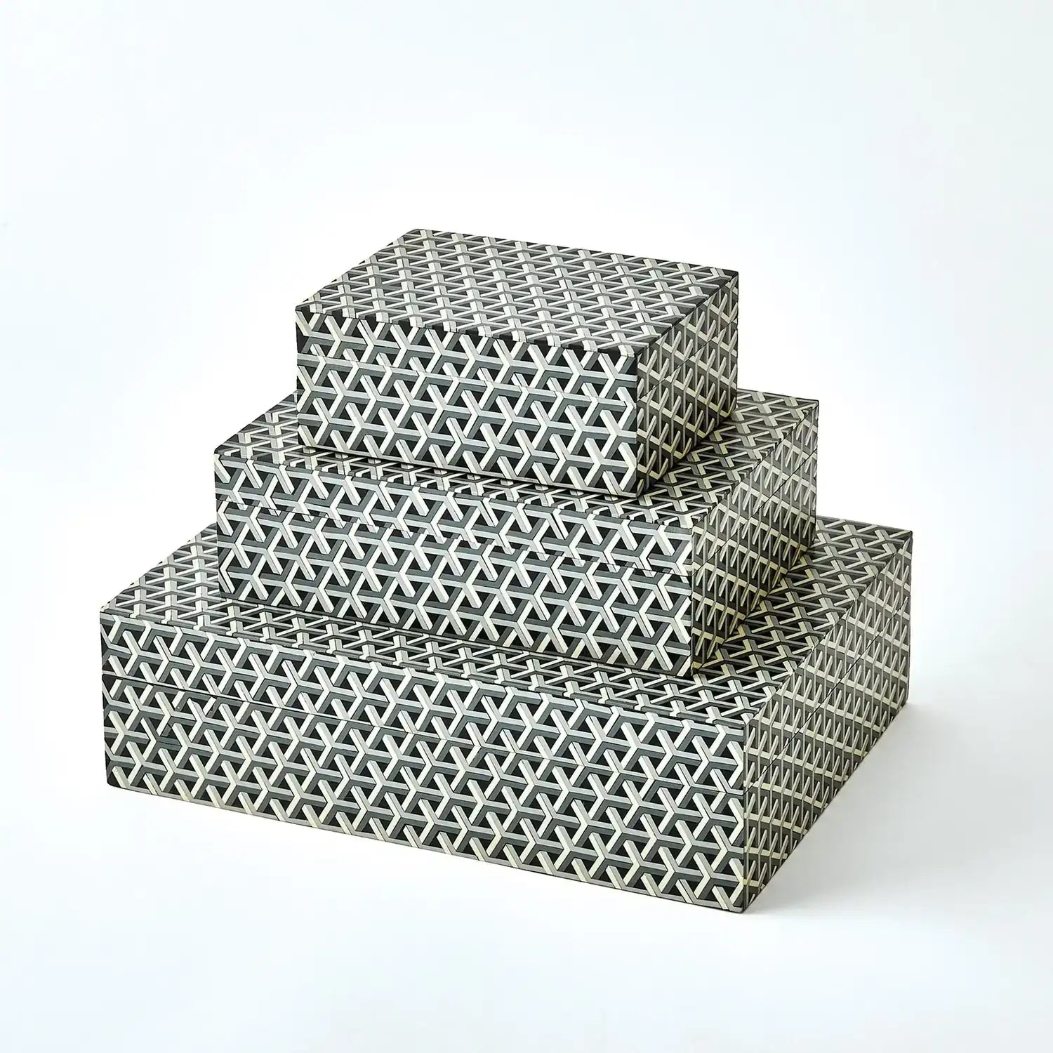 GLOBAL VIEWS INTERWOVEN BOX - Decorative Accents