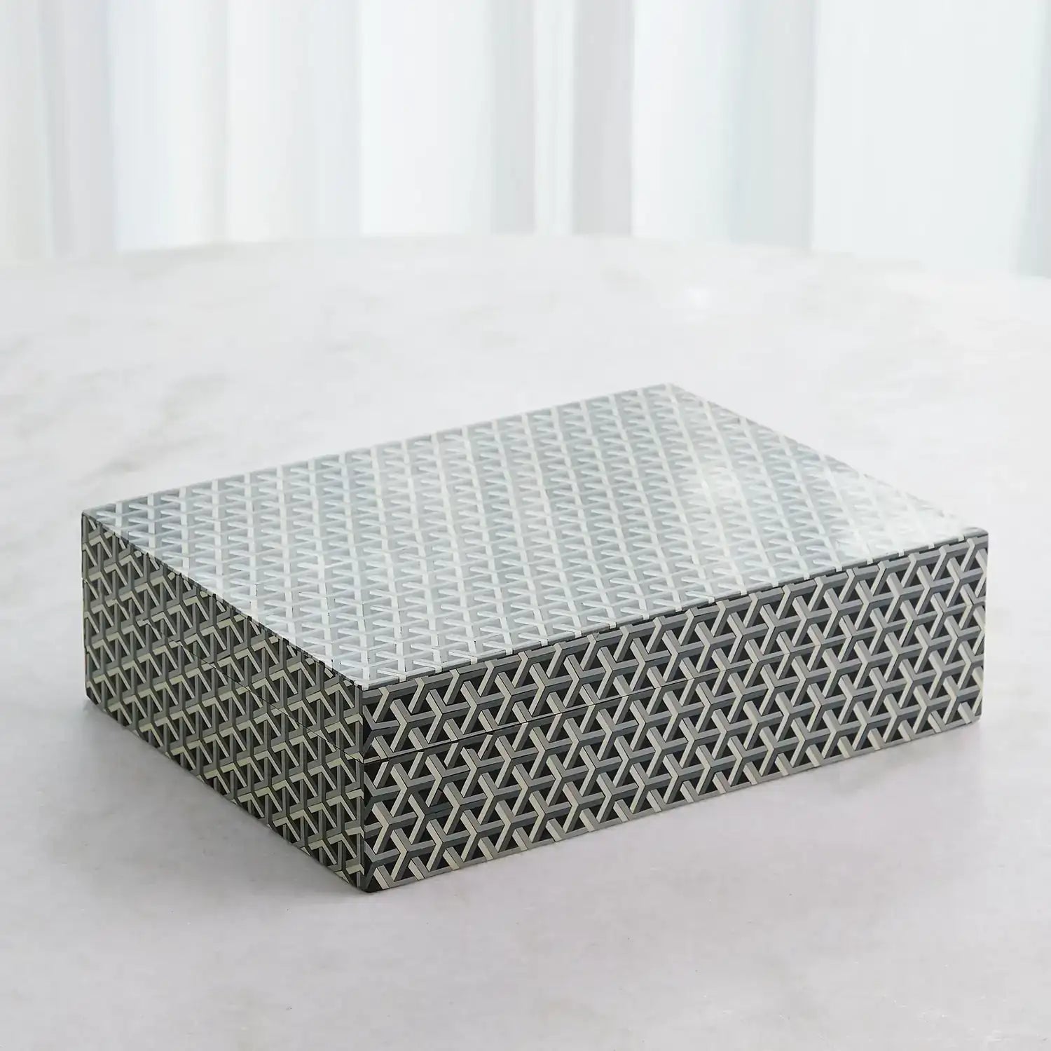GLOBAL VIEWS INTERWOVEN BOX - Decorative Accents