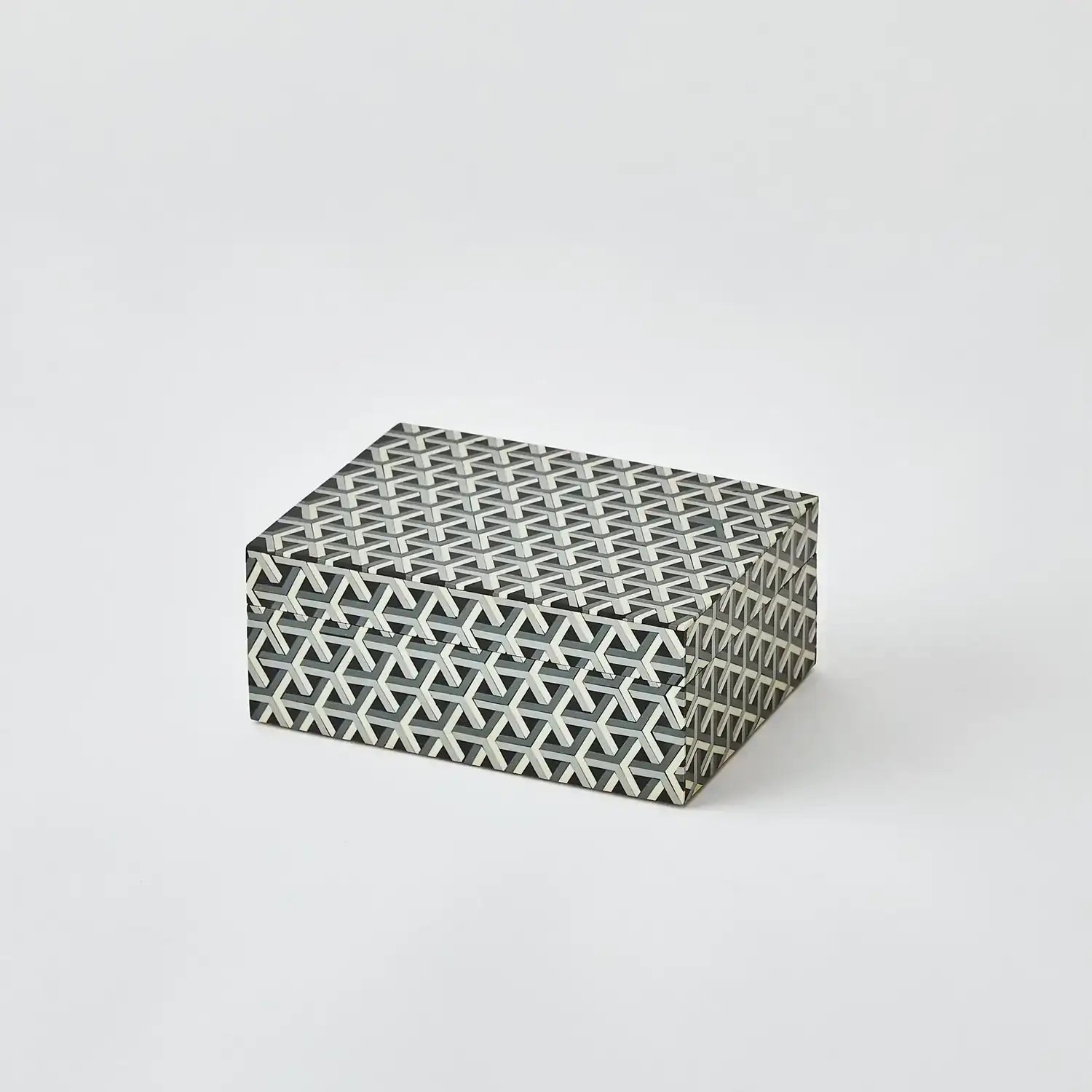 GLOBAL VIEWS INTERWOVEN BOX - Decorative Accents