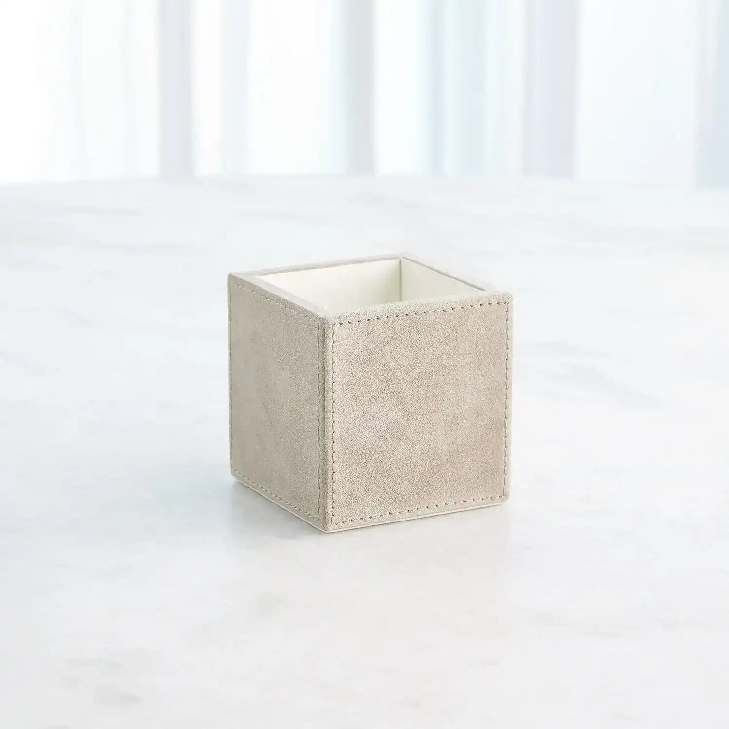 GLOBAL VIEWS POSH PENCIL CUP - Decorative Accents