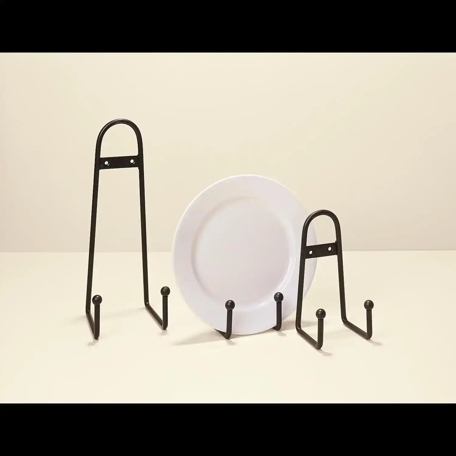 GLOBAL VIEWS BALL DESIGN PLATE STAND - Decorative Accents
