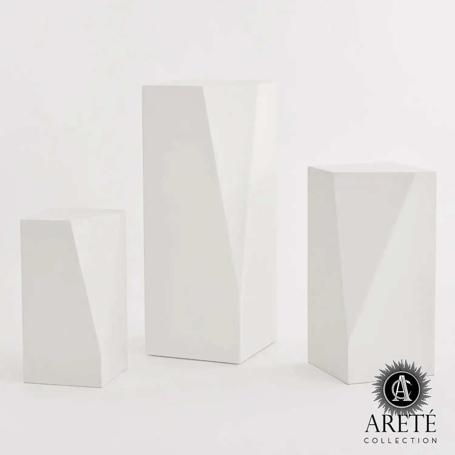 GLOBAL VIEWS FACET PEDESTAL - Decorative Accents