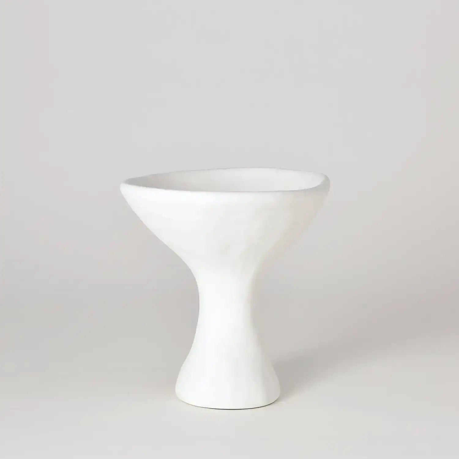 GLOBAL VIEWS MODERNIST URN - Decorative Accents