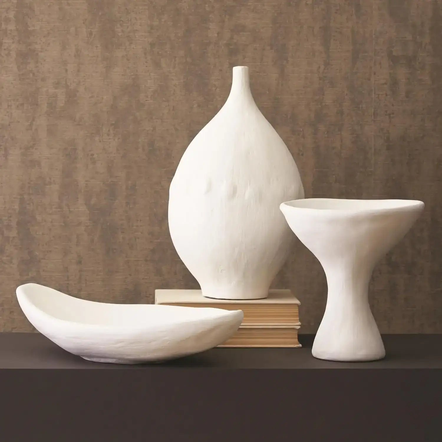 GLOBAL VIEWS MODERNIST URN - Decorative Accents