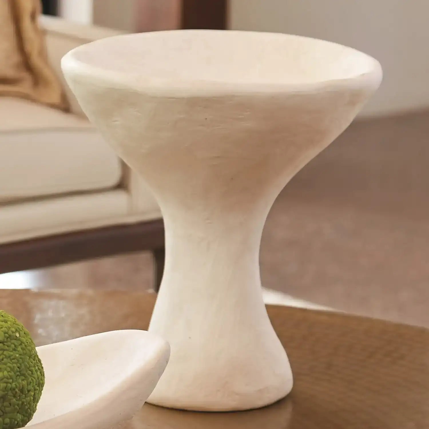 GLOBAL VIEWS MODERNIST URN - Decorative Accents