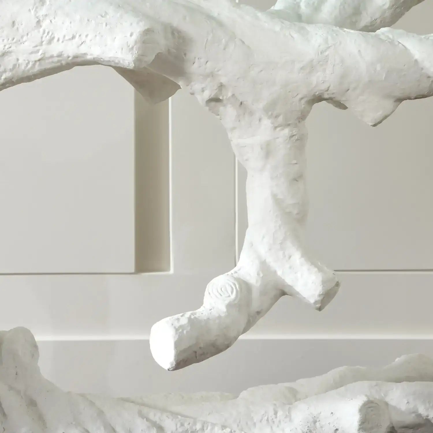GLOBAL VIEWS TWISTED JUNIPER CONSOLE - Consoles