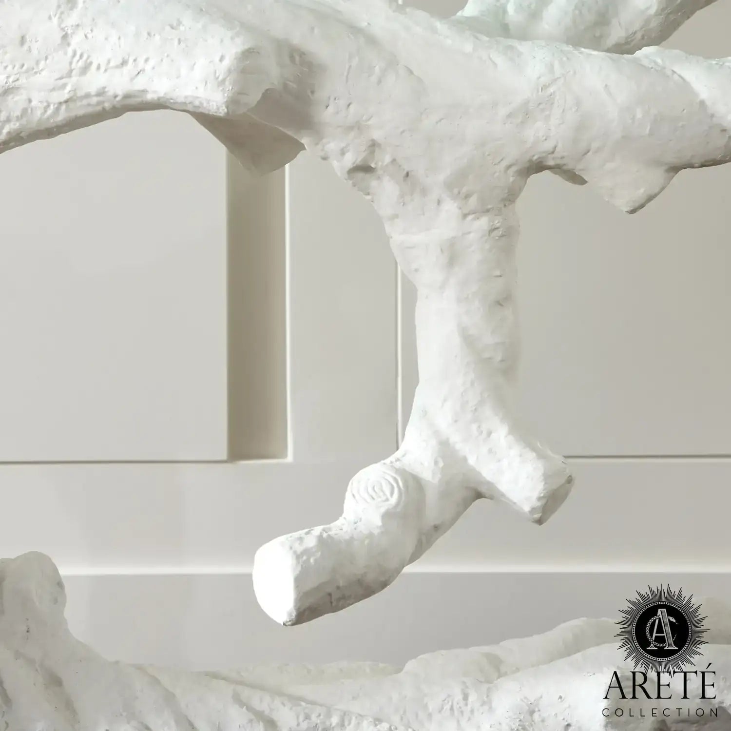 GLOBAL VIEWS TWISTED JUNIPER CONSOLE - Consoles