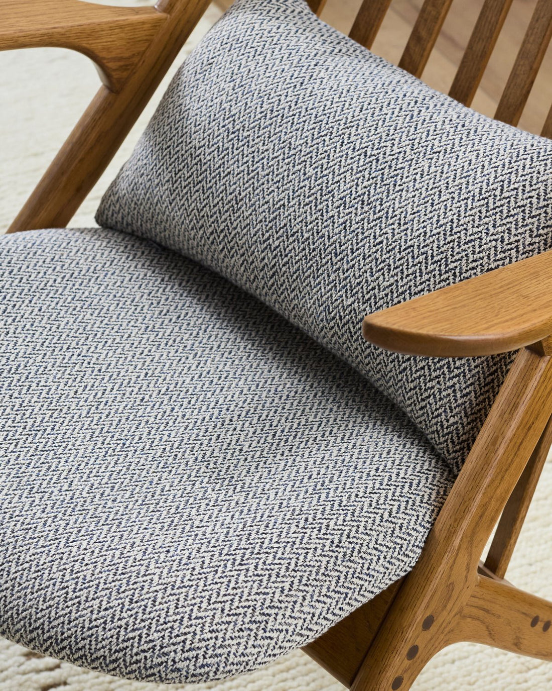 SURYA ACWORTH ACCENT CHAIR - Lounge