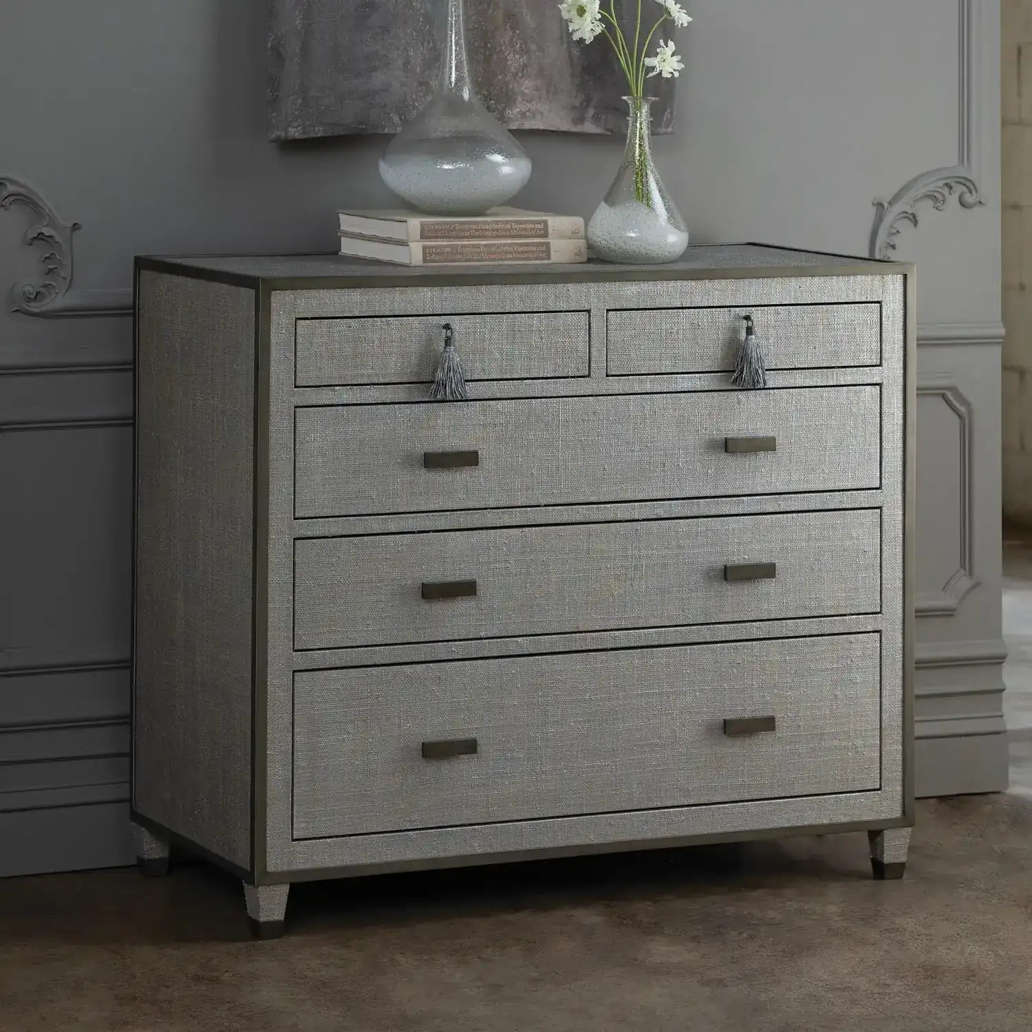 GLOBAL VIEWS ARGENTO CHEST OF DRAWERS - Beds