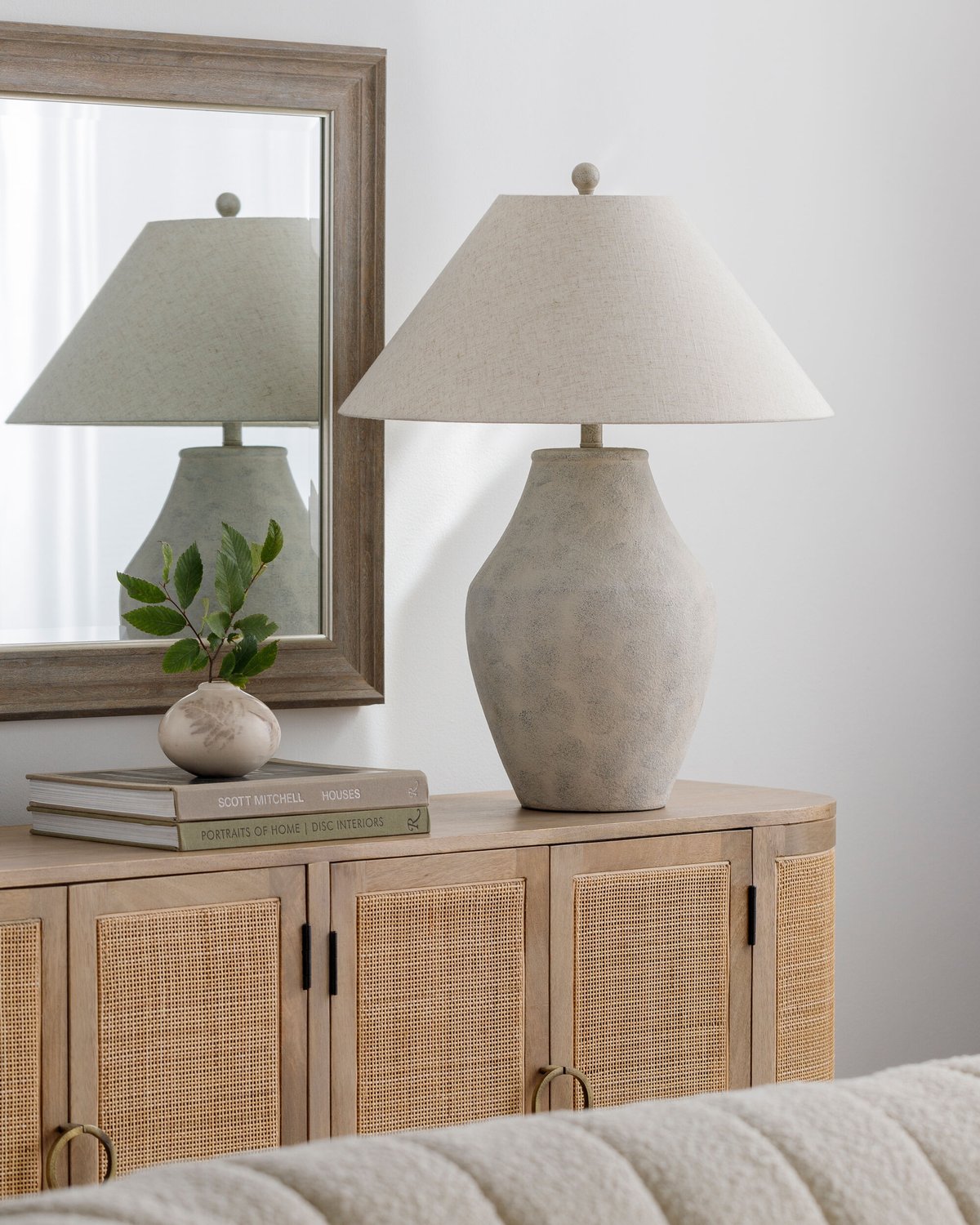 SURYA AMARYLLIS ACCENT TABLE LAMP - Table