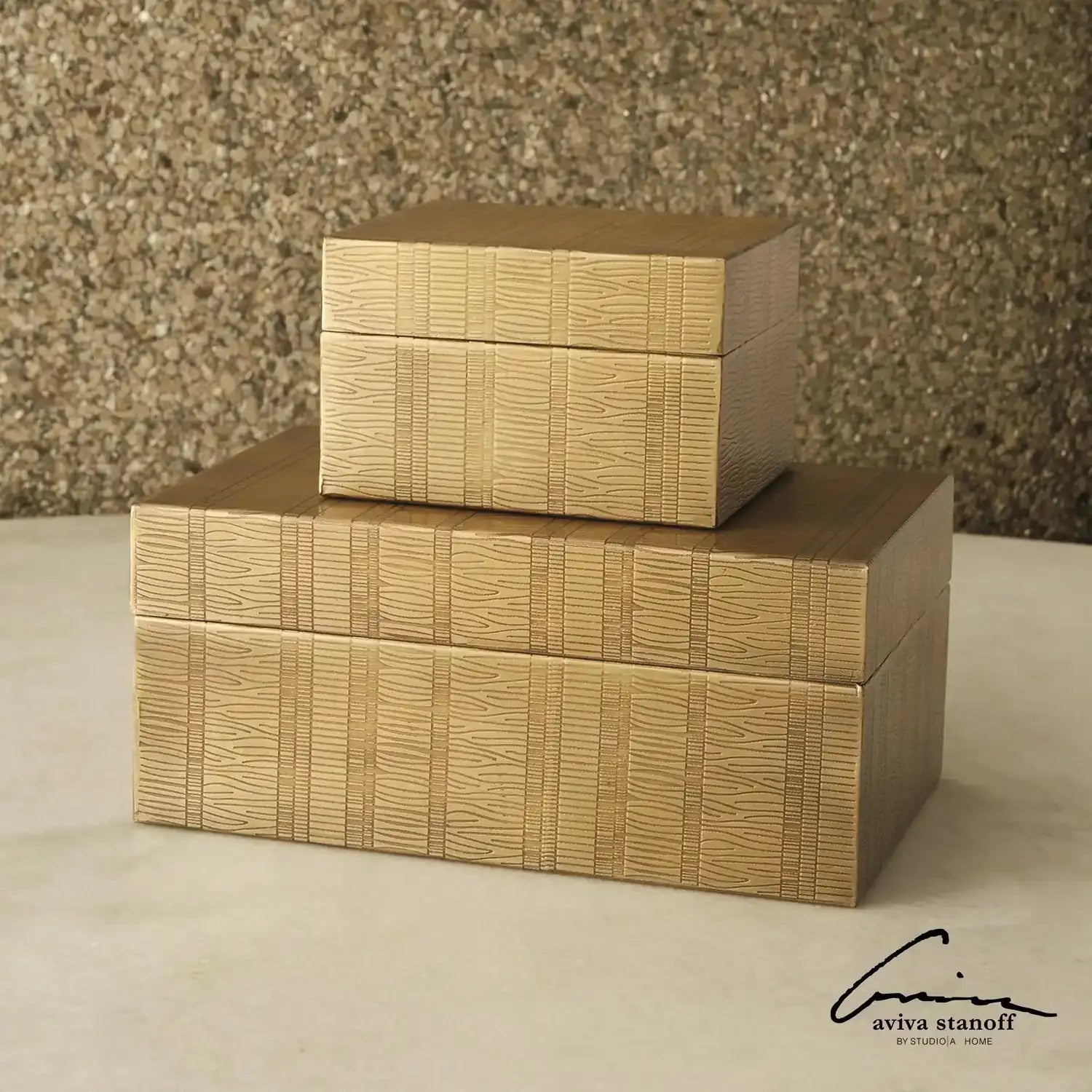 GLOBAL VIEWS KOKORO ETCHED BOX - Decorative Accents