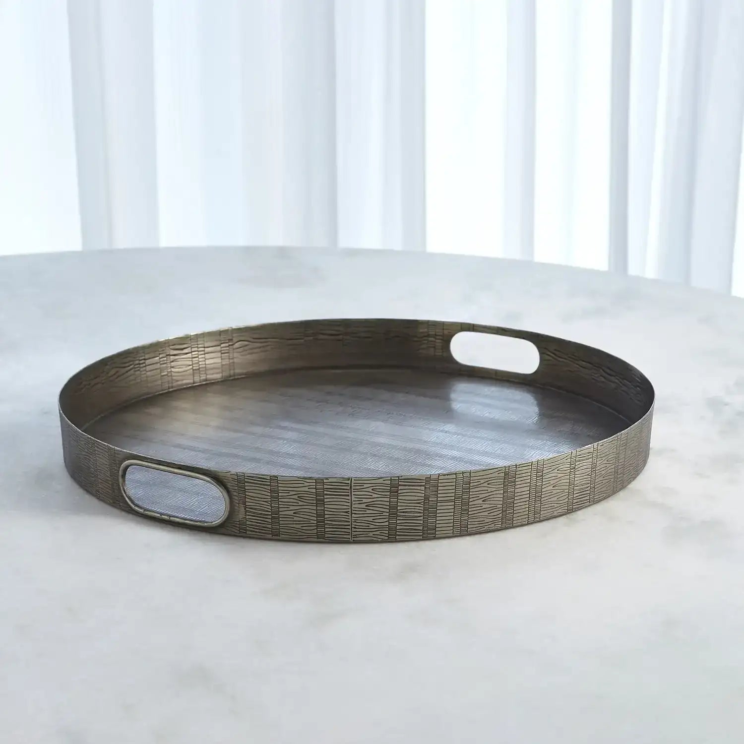 GLOBAL VIEWS KOKORO ETCHED ROUND TRAY - Decorative Accents