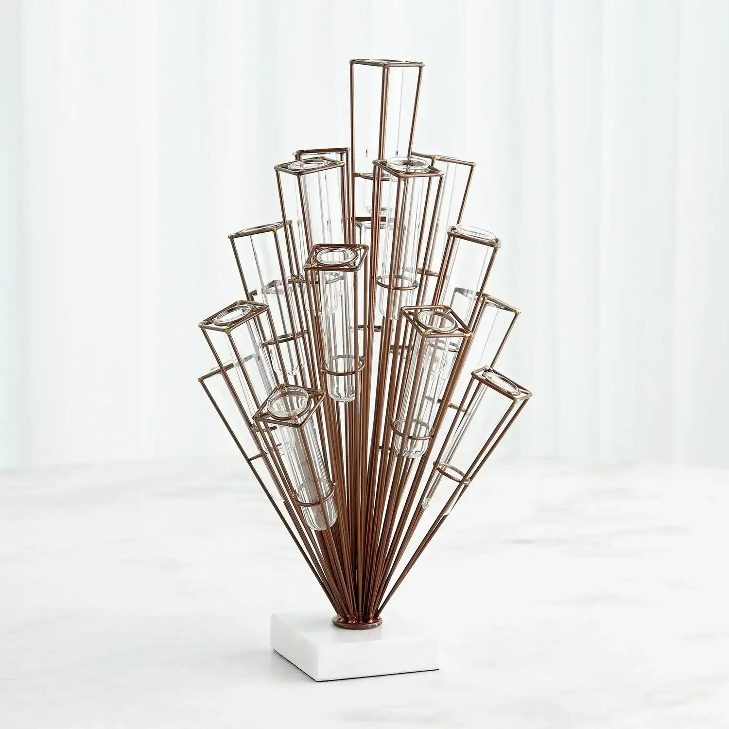 GLOBAL VIEWS FLAUNT FLOWER SCULPTURE - Decorative Accents