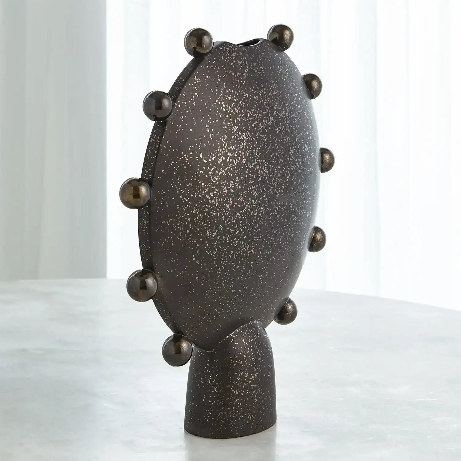GLOBAL VIEWS SPHERES COLLECTION VESSEL - Decorative Accents