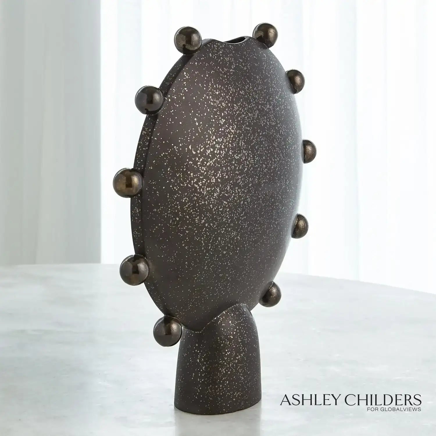 GLOBAL VIEWS SPHERES COLLECTION VESSEL - Decorative Accents
