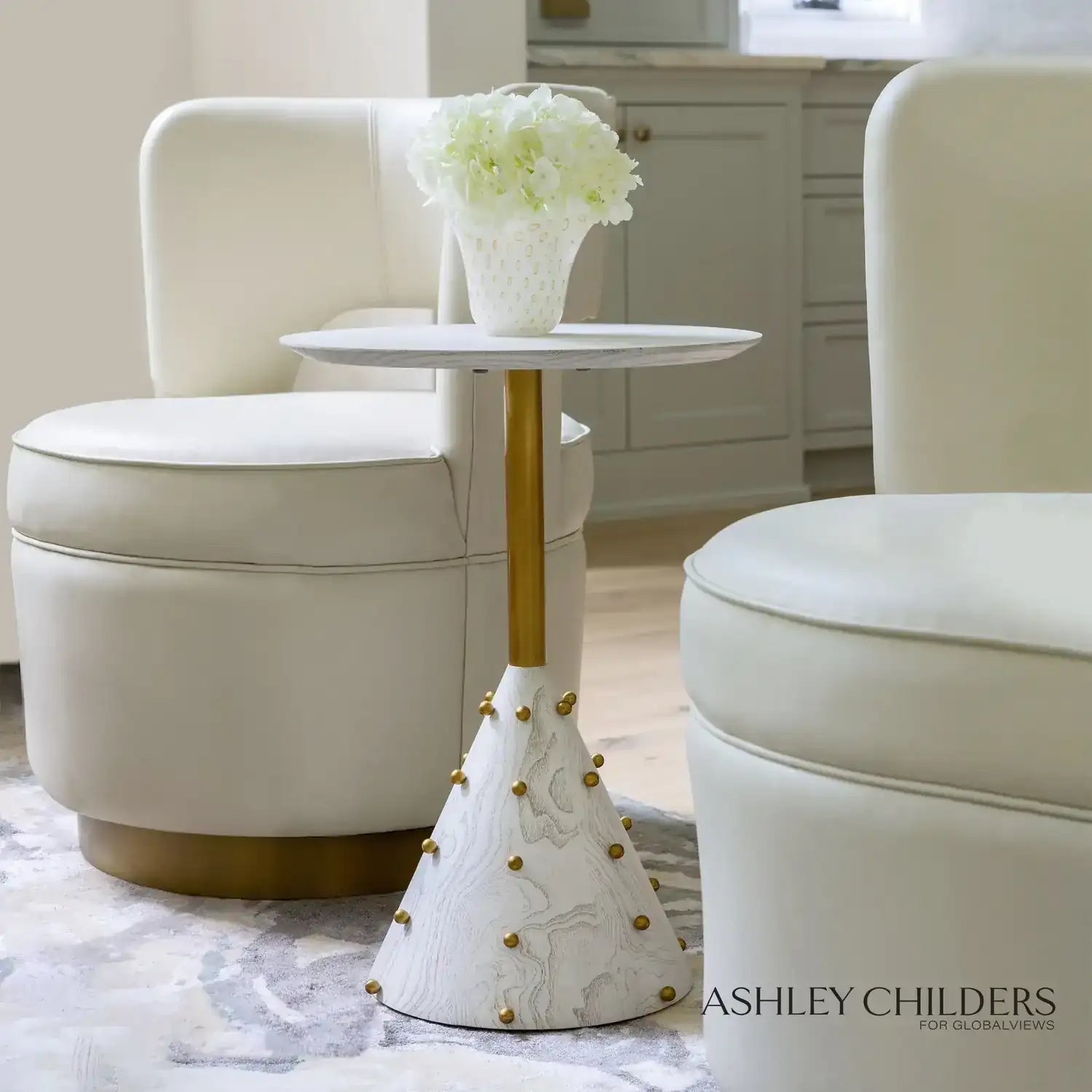 GLOBAL VIEWS ASH2005 f4808264-8a81-4e08-bd2b-8aaf208e1933