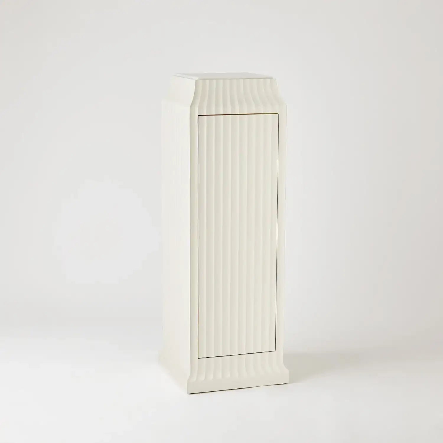 GLOBAL VIEWS FOUNTAIN PEDESTAL - Decorative Accents