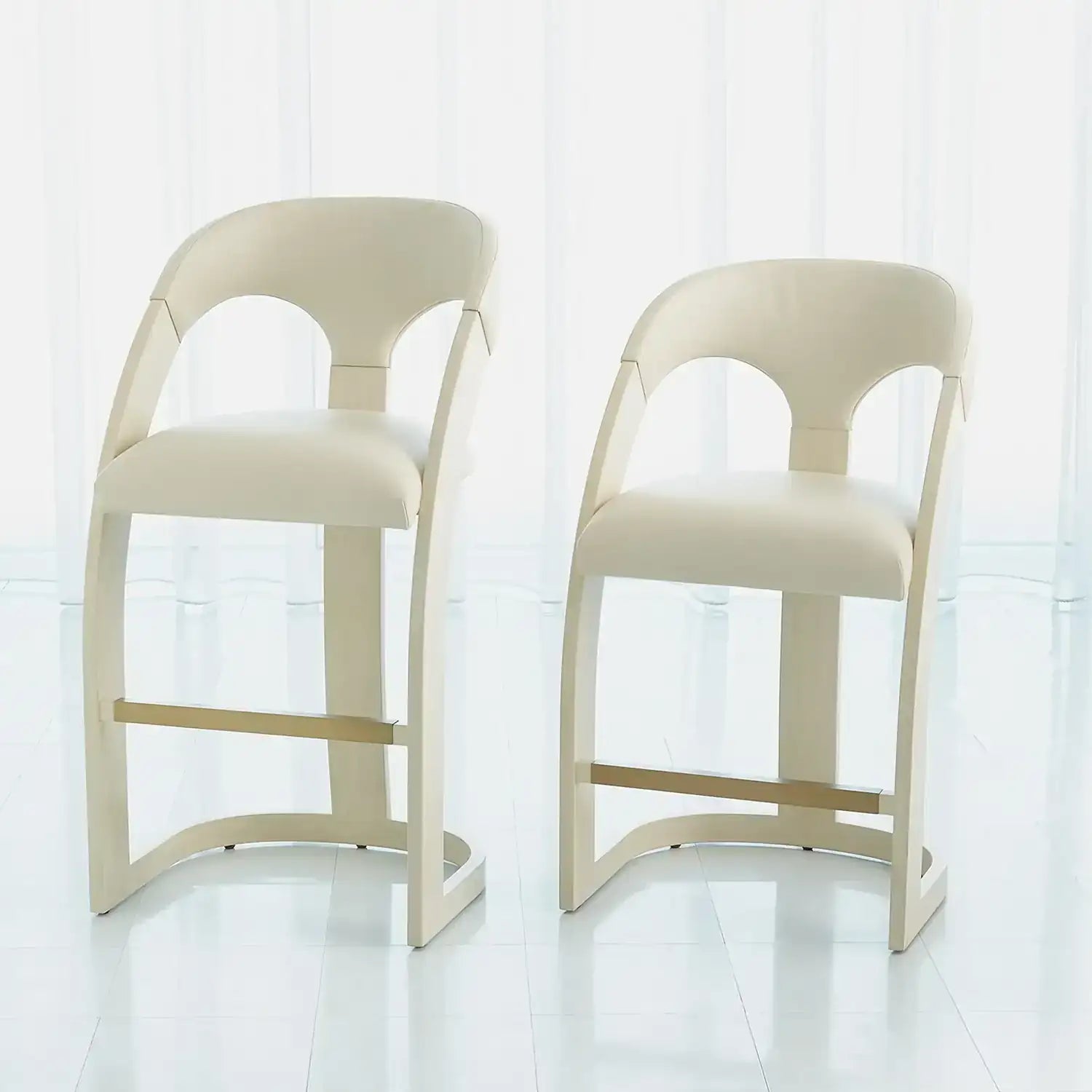 GLOBAL VIEWS DELIA BAR STOOL - Bar Stools