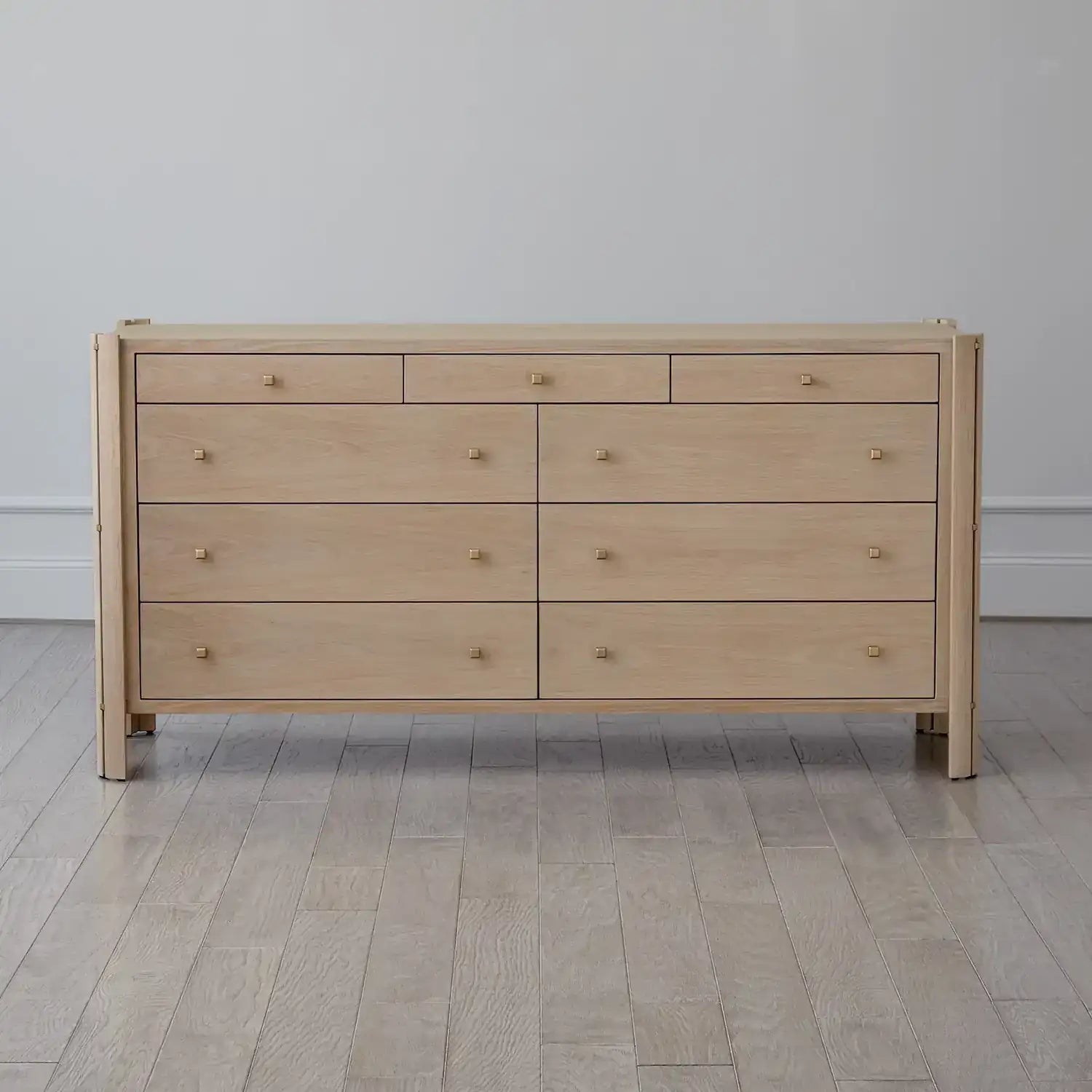 GLOBAL VIEWS PAXTON DRESSER - Beds