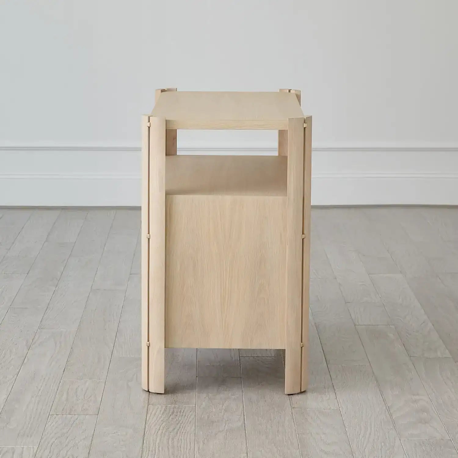 GLOBAL VIEWS PAXTON BEDSIDE DRESSER - Beds