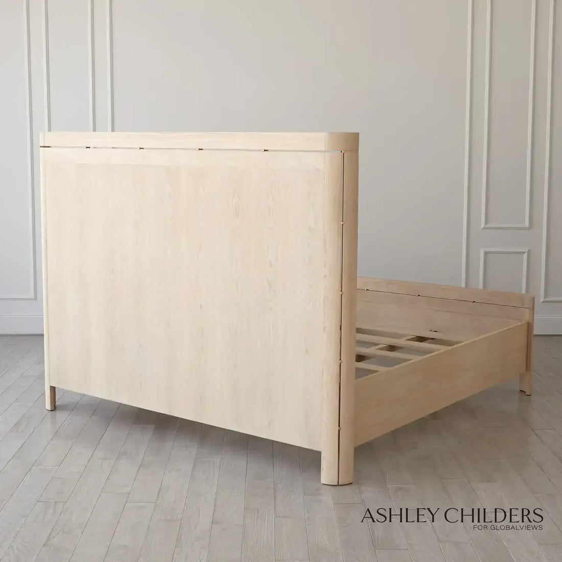 GLOBAL VIEWS PAXTON KING BED - Beds