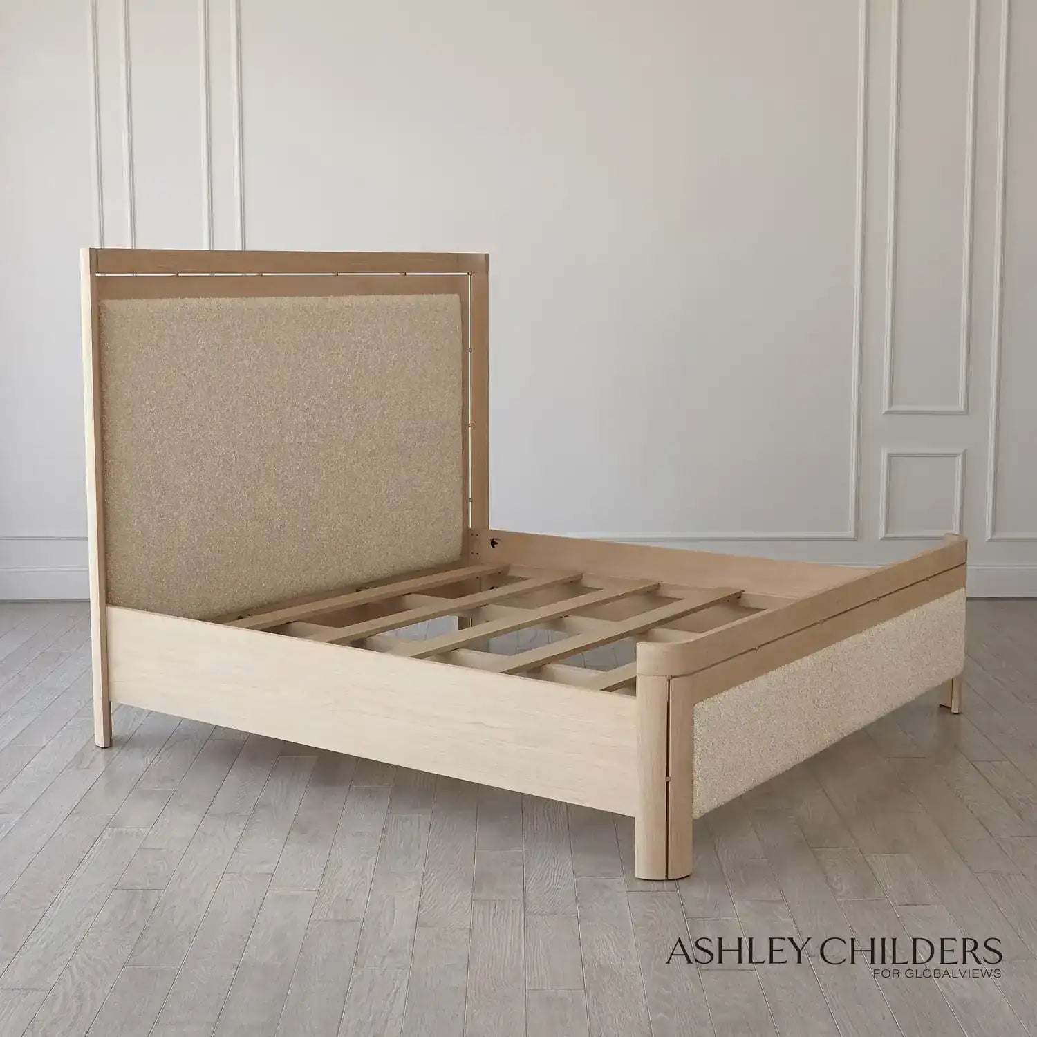 GLOBAL VIEWS PAXTON KING BED - Beds