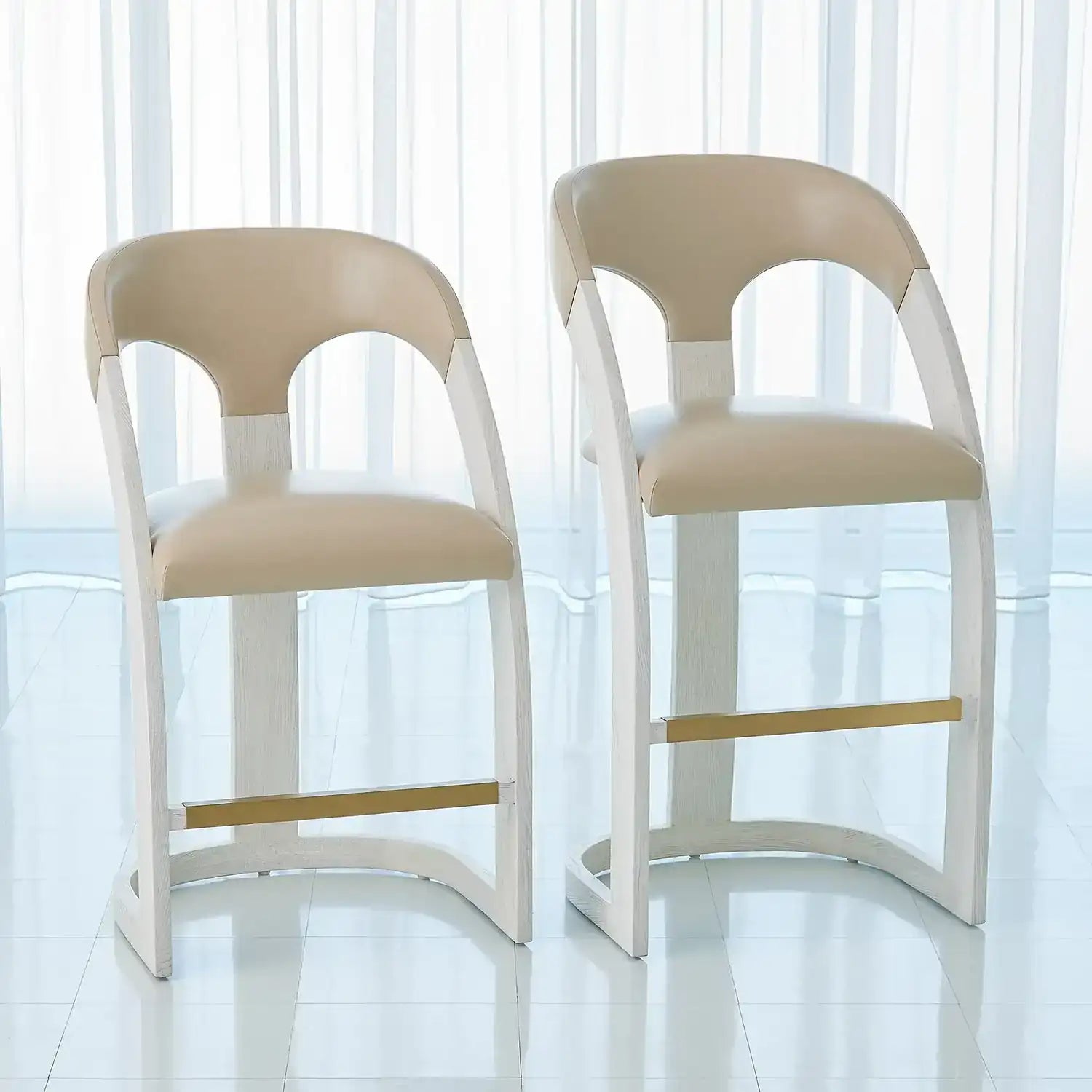 GLOBAL VIEWS DELIA BAR STOOL - Bar Stools