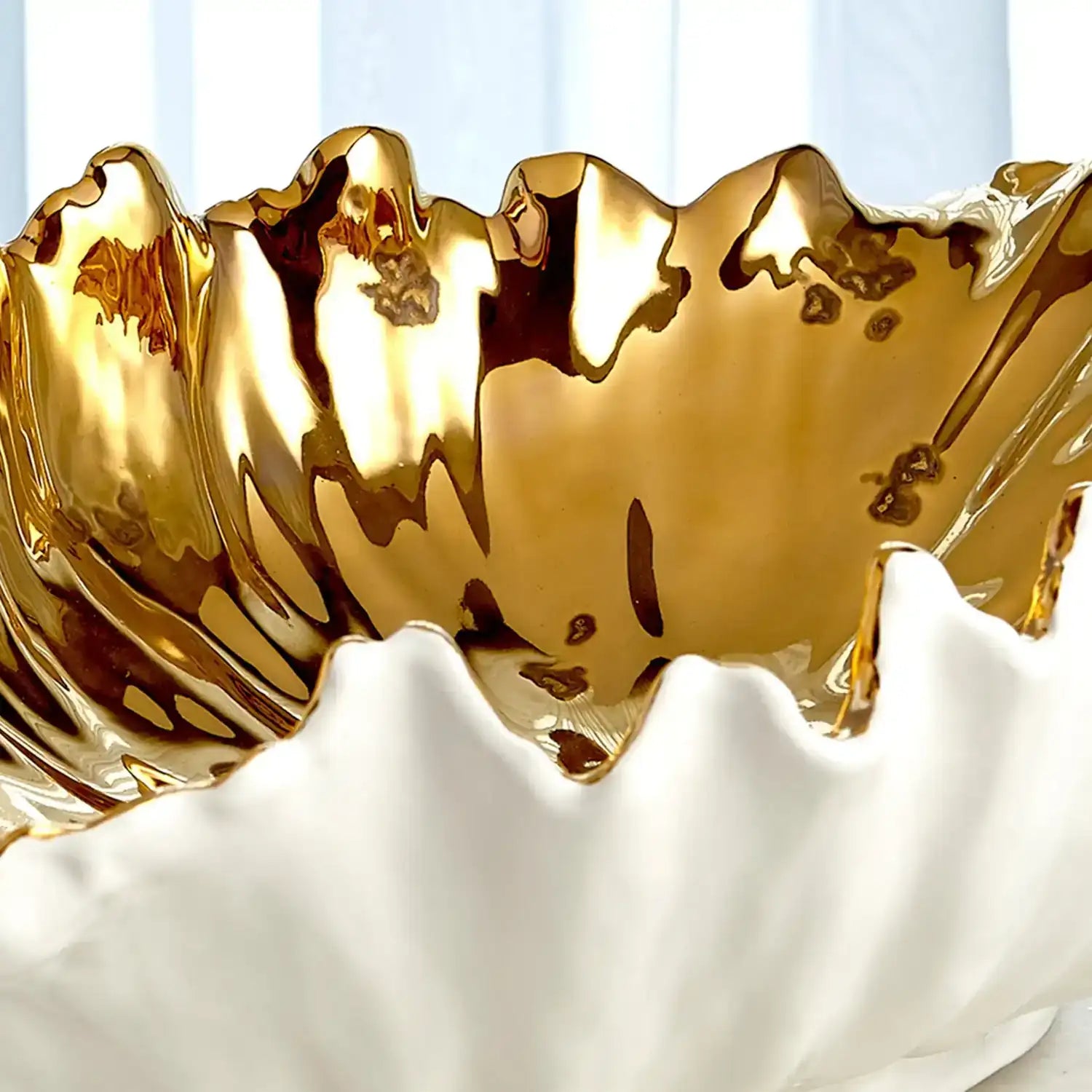 GLOBAL VIEWS ORGANIC WAVE OVAL BOWL - Decorative Accents