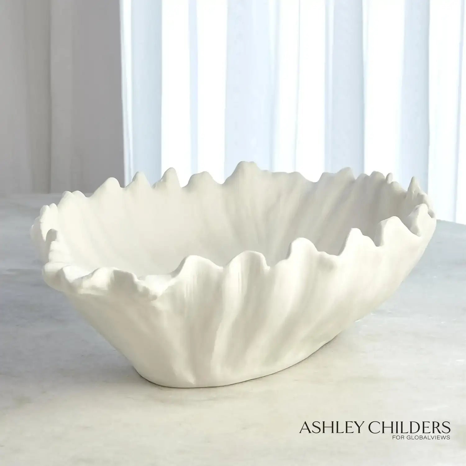 GLOBAL VIEWS ORGANIC WAVE OVAL BOWL - Decorative Accents