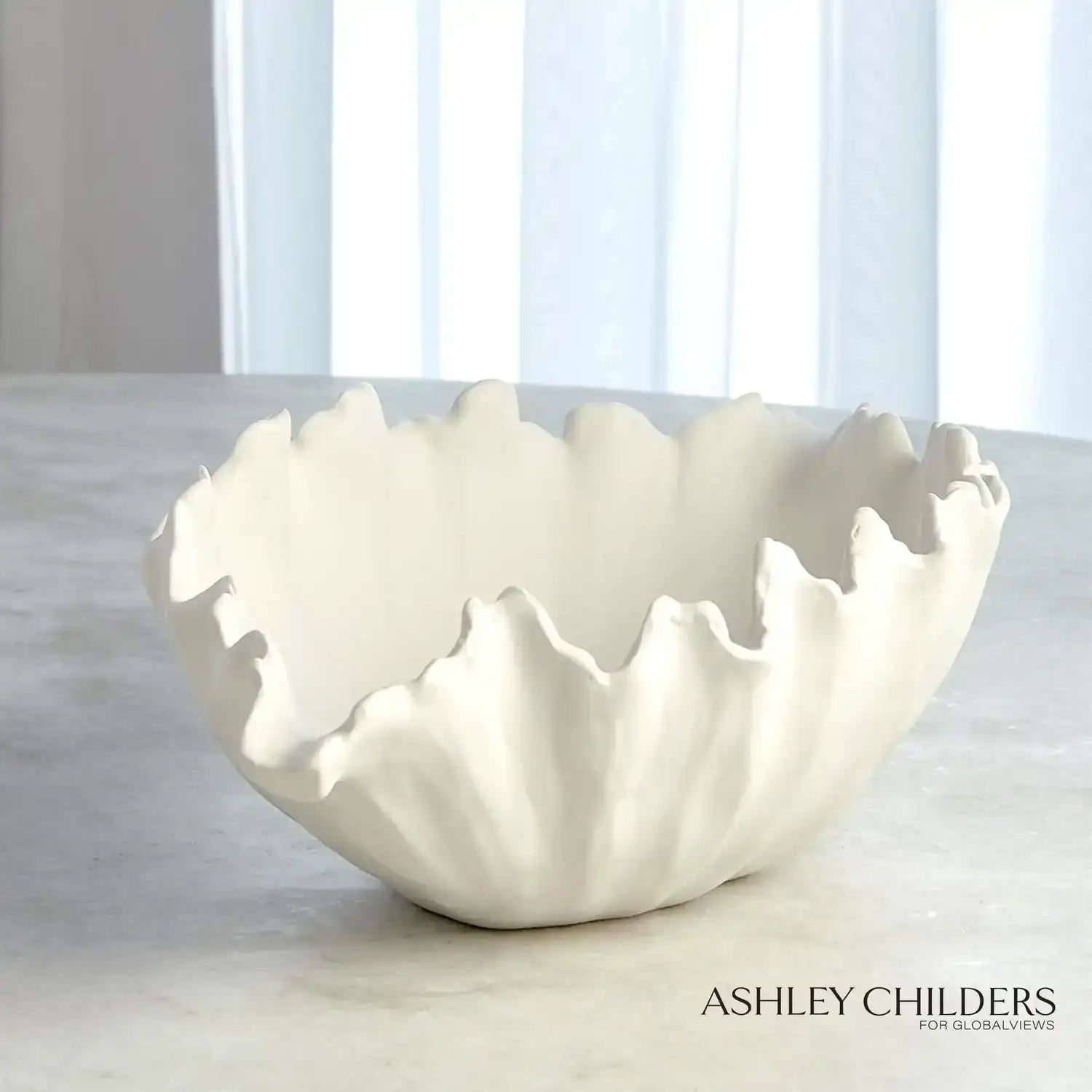 GLOBAL VIEWS ORGANIC WAVE OVAL BOWL - Decorative Accents