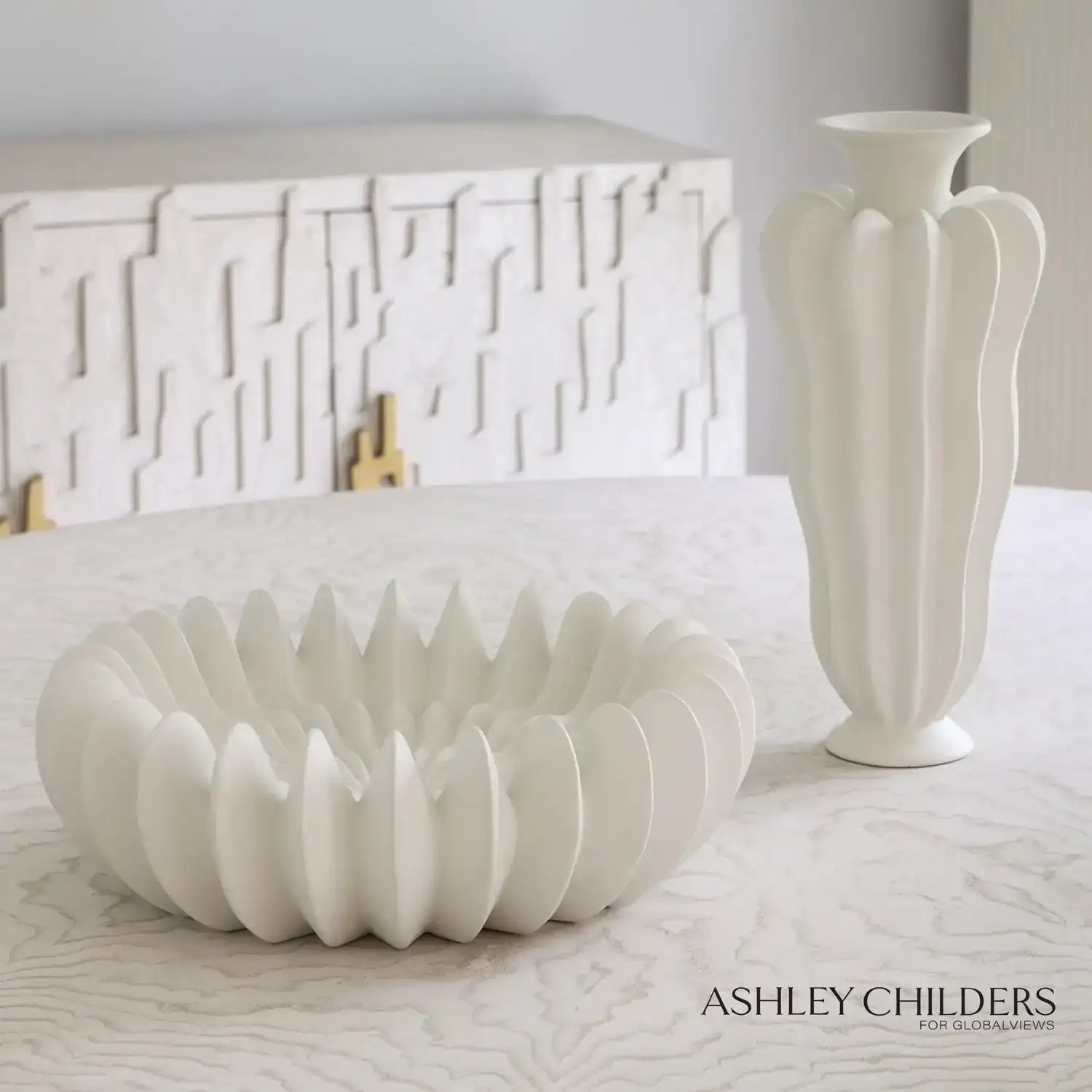 GLOBAL VIEWS SPICCHI LINE BOWL - Decorative Accents