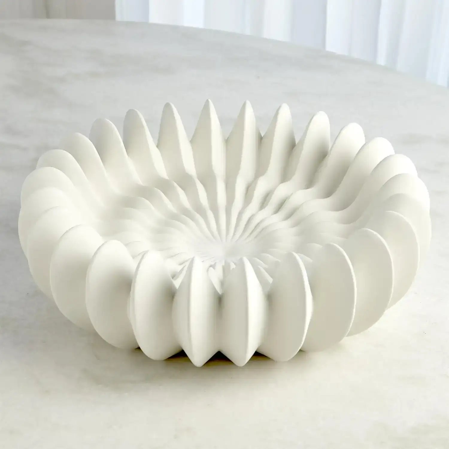 GLOBAL VIEWS SPICCHI LINE BOWL - Decorative Accents