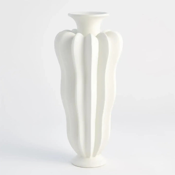 GLOBAL VIEWS SPICCHI LINE VASE - Decorative Accents