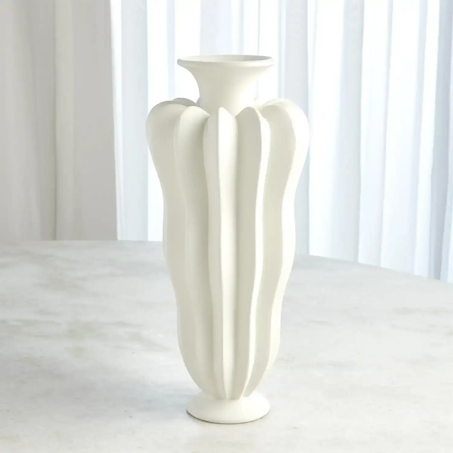 GLOBAL VIEWS SPICCHI LINE VASE - Decorative Accents