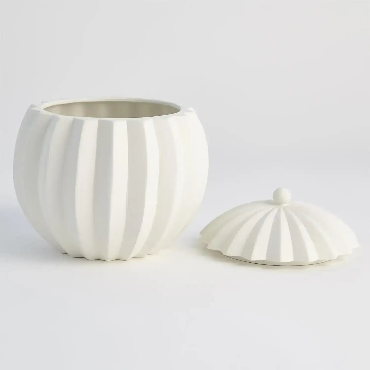 GLOBAL VIEWS SPICCHI LINE BOWL W/LID - Decorative Accents
