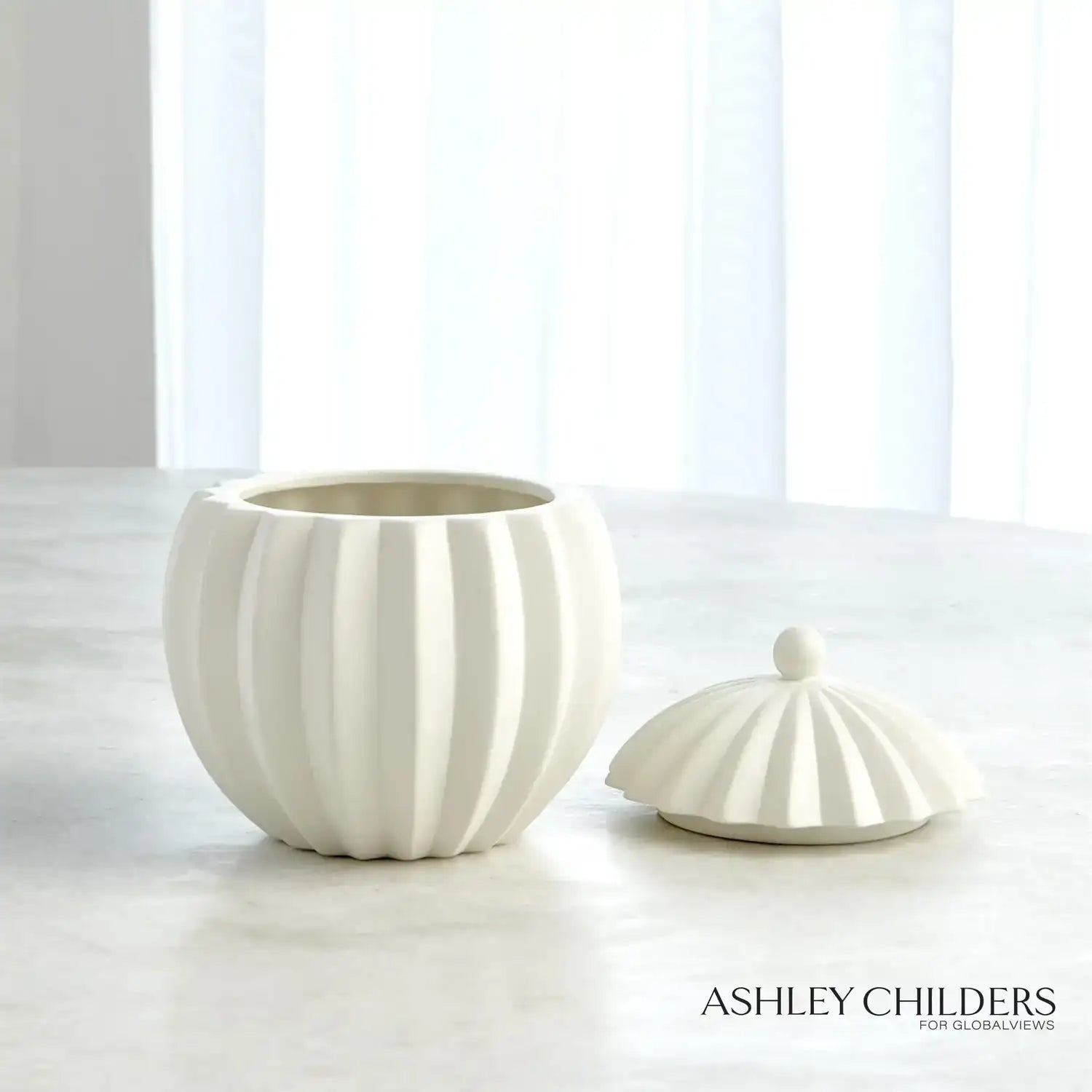 GLOBAL VIEWS SPICCHI LINE BOWL W/LID - Decorative Accents