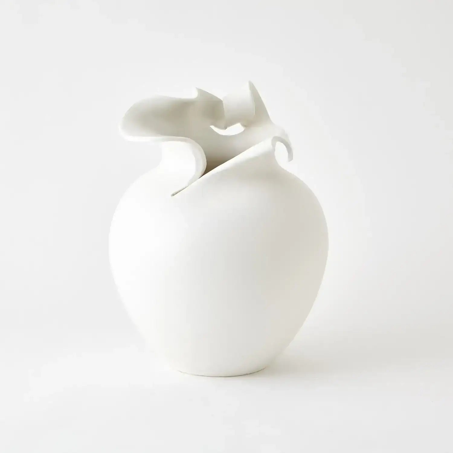 GLOBAL VIEWS CHARLOTTE VASE - Decorative Accents