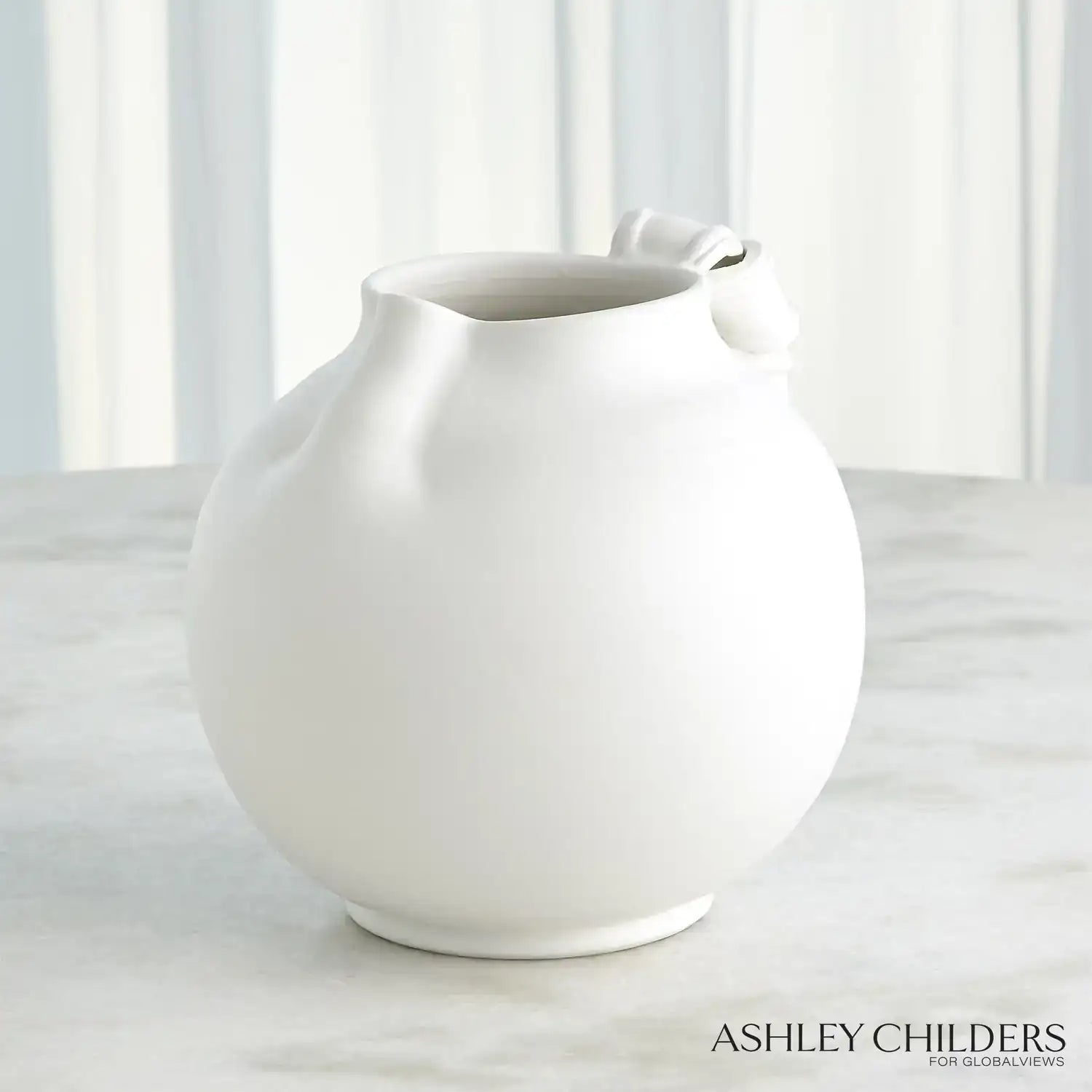 GLOBAL VIEWS CURT PITCHERS - Decorative Accents