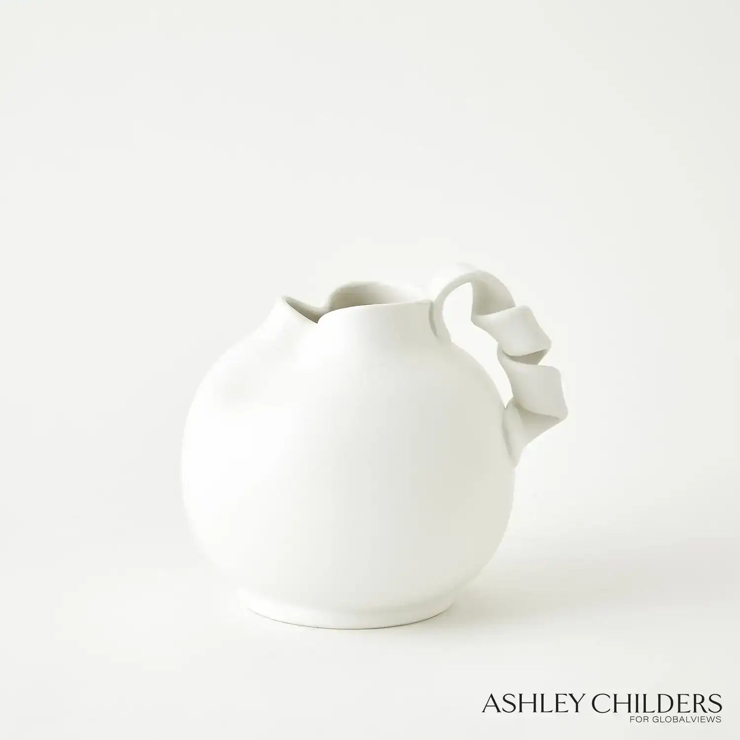 GLOBAL VIEWS CURT PITCHERS - Decorative Accents